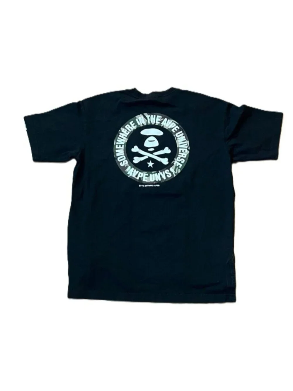 AAPE UNIVERSE by A Bathing Ape BAPE Black T-Shirt Camo Bones Accent Size Medium
